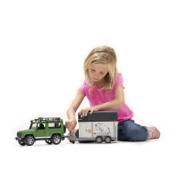 Bruder - Land Rover s přívěsem