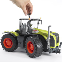 Bruder - Traktor Claas Xerion 5000