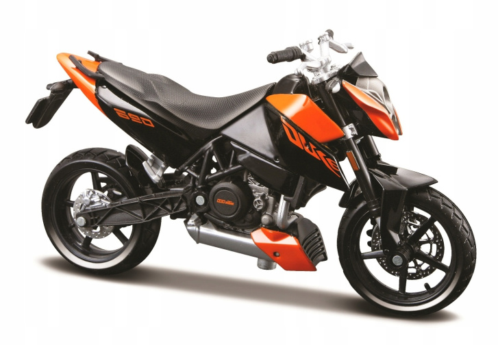 Motorka KTM 690 Duke 3