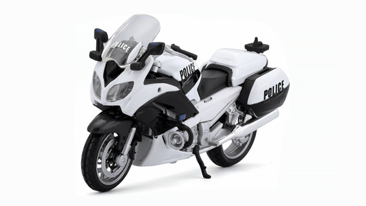 Motorka Yamaha FJR1300A