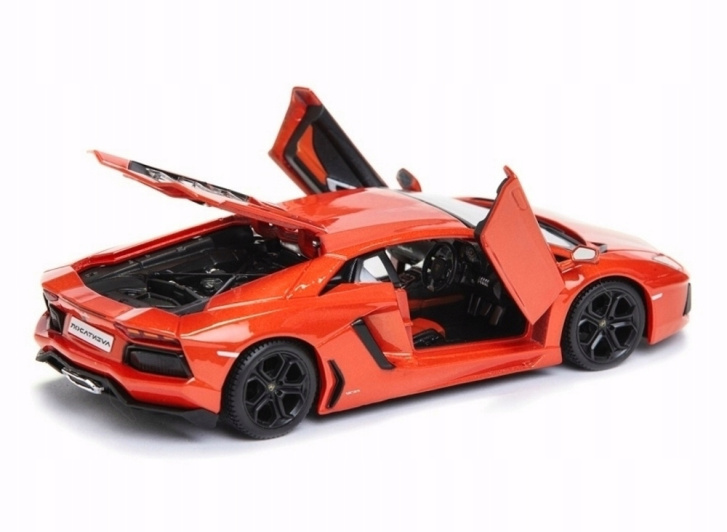 Lamborghini Aventador Coupé