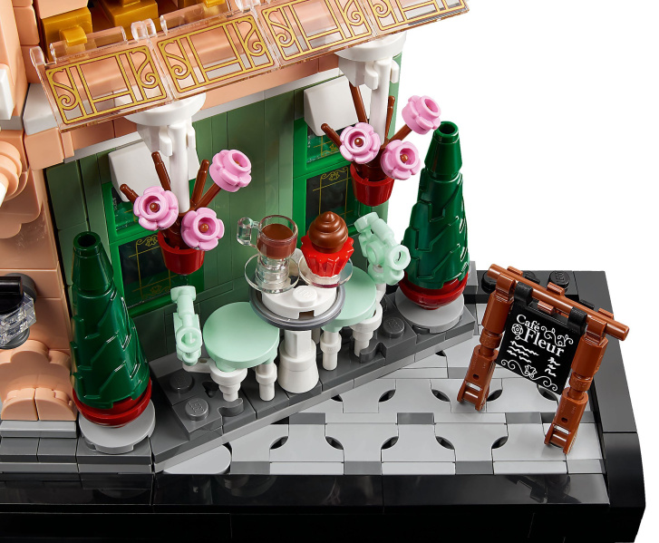 10362 Lego Icnos – Francouzská kavárna