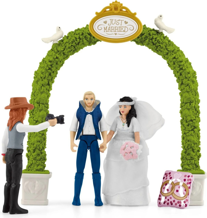 Schleich – Mladomanželé s kočárem 42641