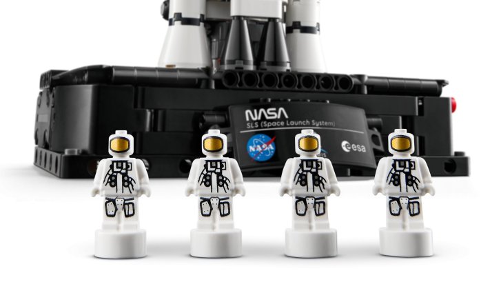 42221 Lego Technic – Raketa NASA Artemis Space Launch System